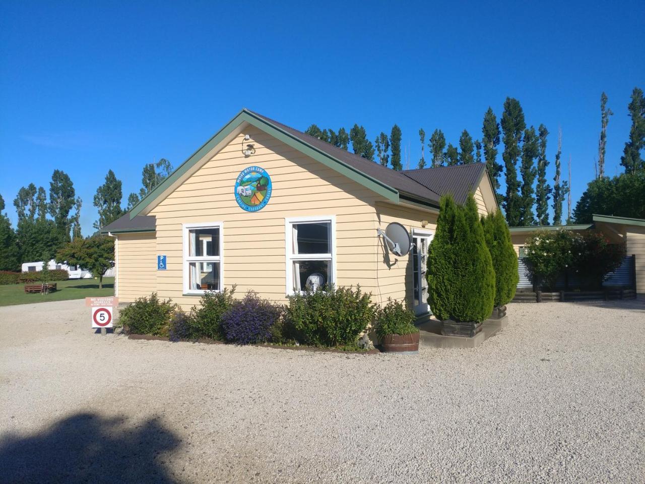 Waiau Motor Camp & Cabins Kültér fotó
