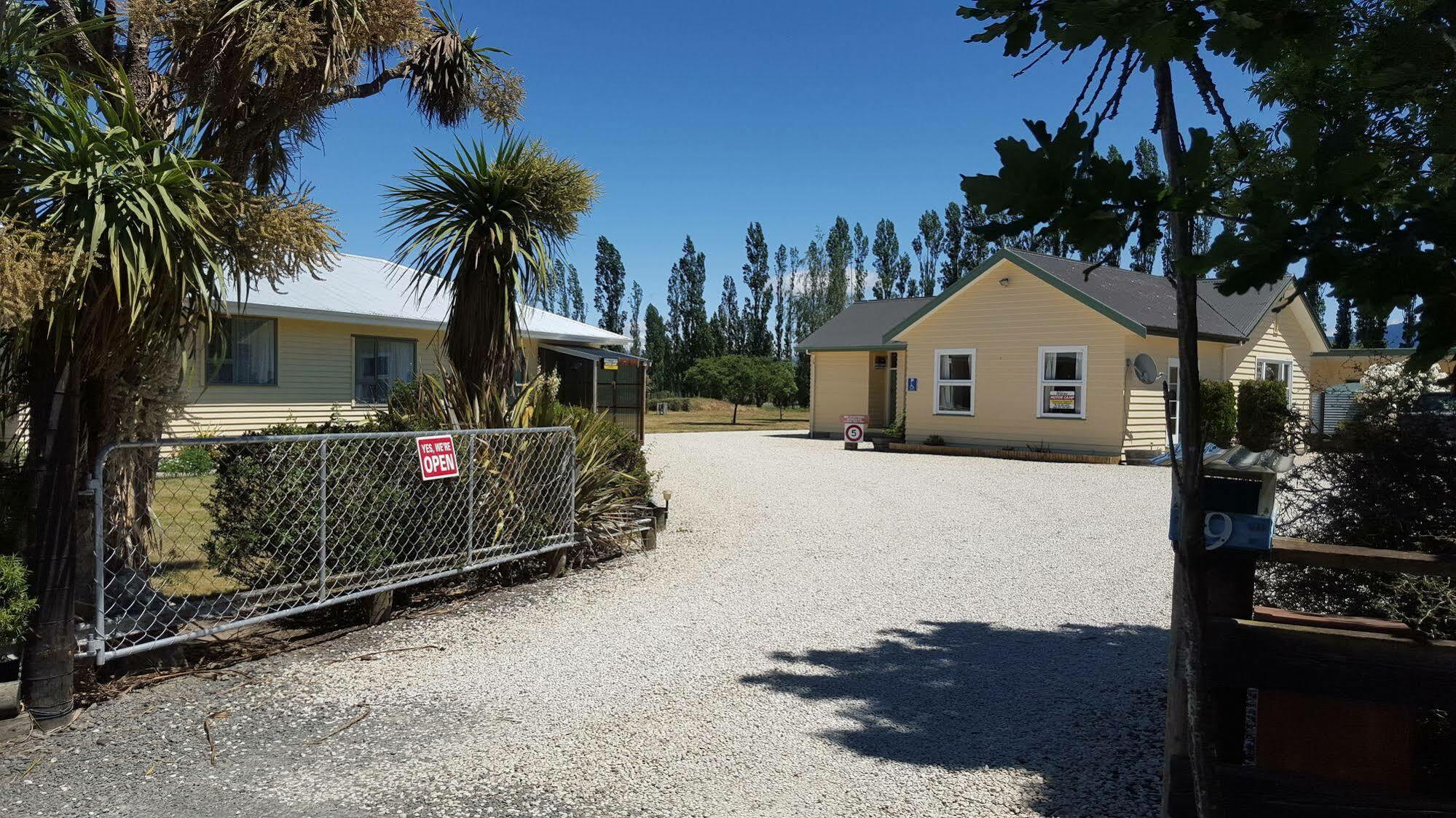 Waiau Motor Camp & Cabins Kültér fotó